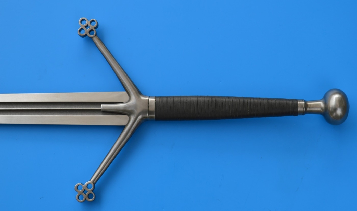 Scottish claymore