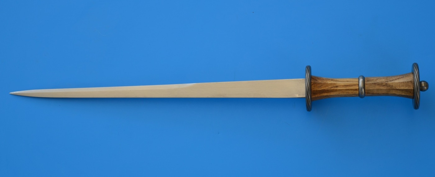 Medieval rondel dagger