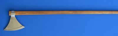 Broad blade axe