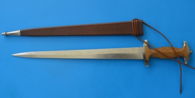 Scabard for dagger