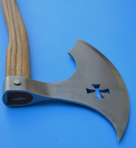 two-handed ax