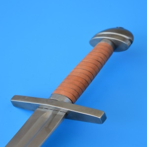 One hand sword