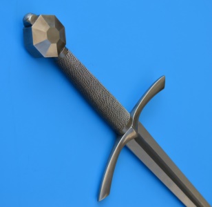 One hand sword